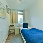 Nice Home In London, Central Peckham